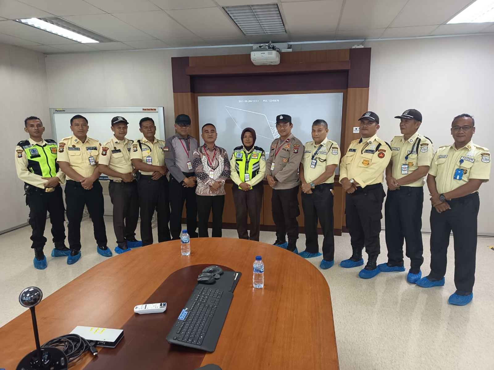 Mitra Terpercaya Pengamanan & Kebersihan Kepri